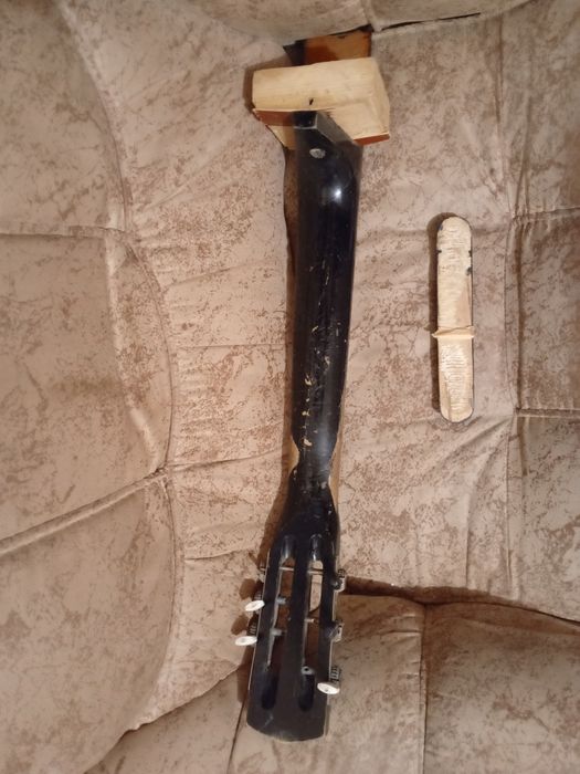 рабочий      гриф