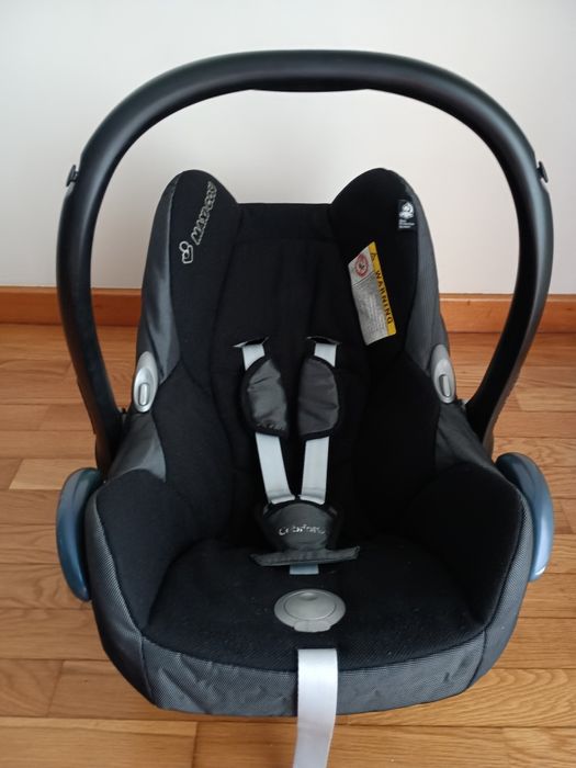 Ovo/Babycoque Maxi Cosi Cabrio Fix