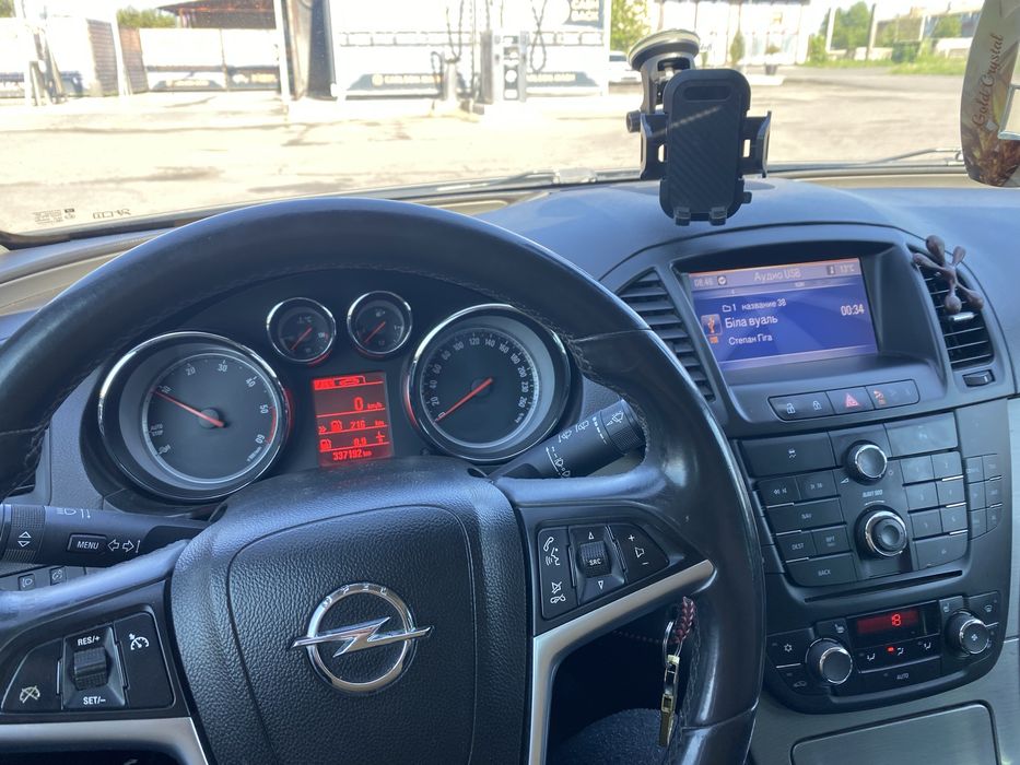 Opel Insighia Sports Tourer