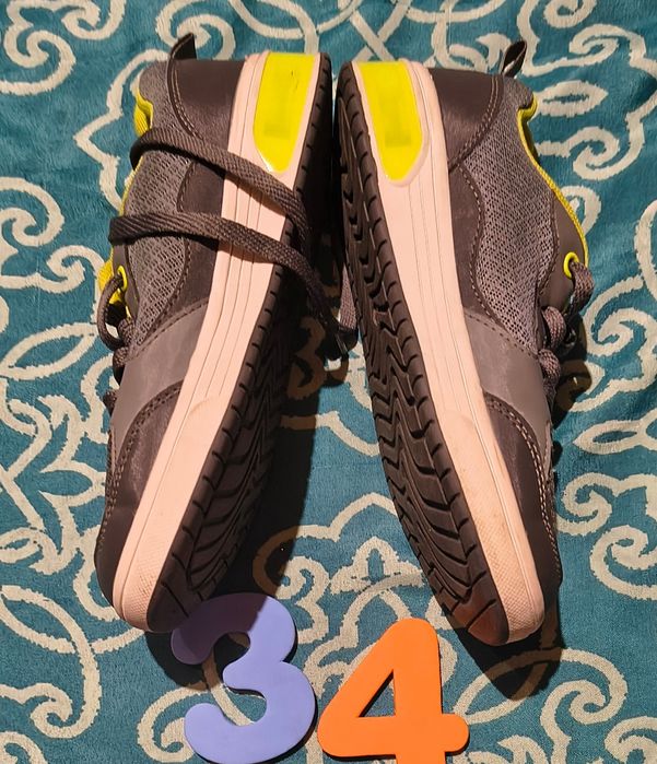Buty Walkx/sneakersy ze świecącymi podeszwami roz. 34