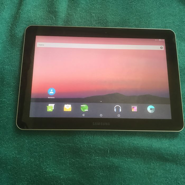 Звонящий планшет Samsung Galaxy Tab. 10 дюймов, 16GB. Aндроид 7.1