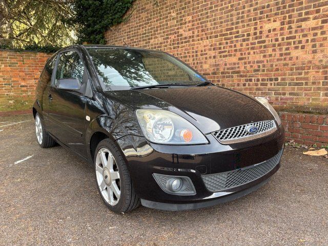 Оренда Прокат авто Ford Fiesta V, МКПП