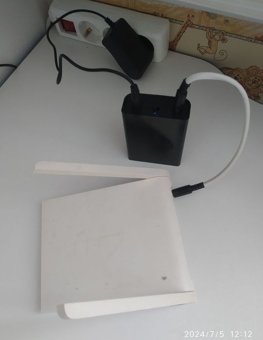 Безперебійник 12в  (для роутера, камери, rgb, led) UPS, ДБЖ, ИБП