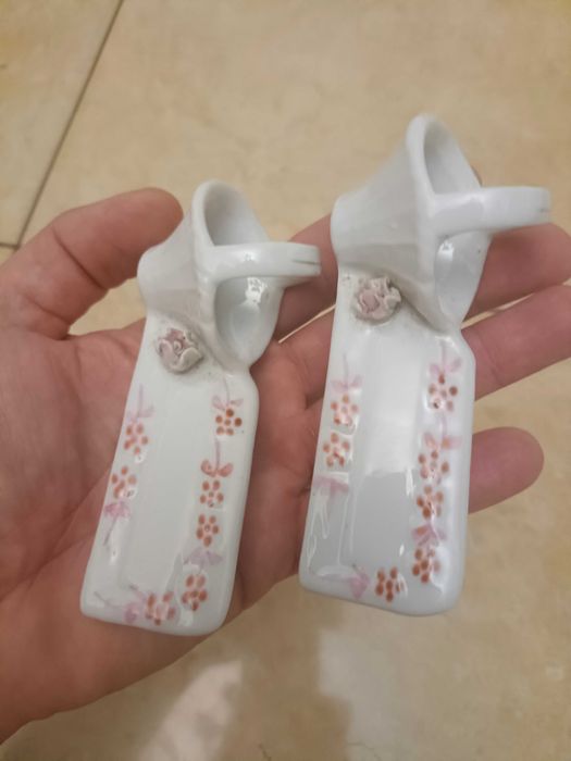 Porcelanowe koszyki na wizytówki