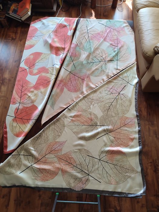 Satynowe chustki 70 cm