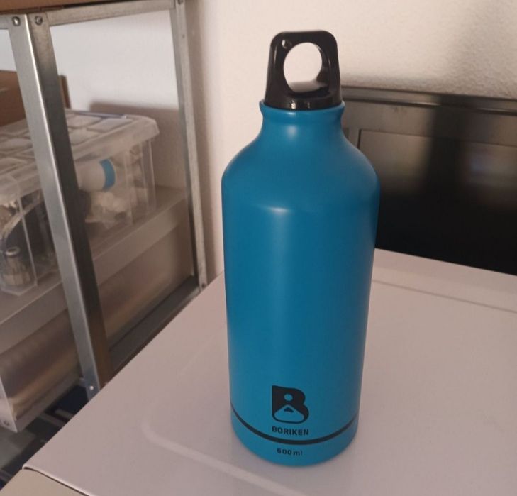 Garrafa térmica usada