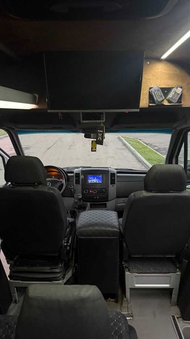 Продам Mercedes Sprinter 8+1