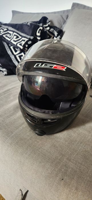 capacete modular LS2 (tamanho S)