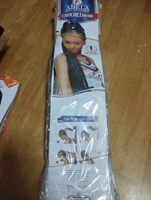 Cabelo postiço de várias marcas