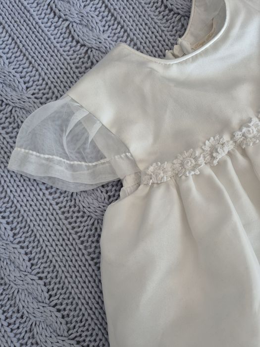 Sukienka wizytowa biala 12-18m