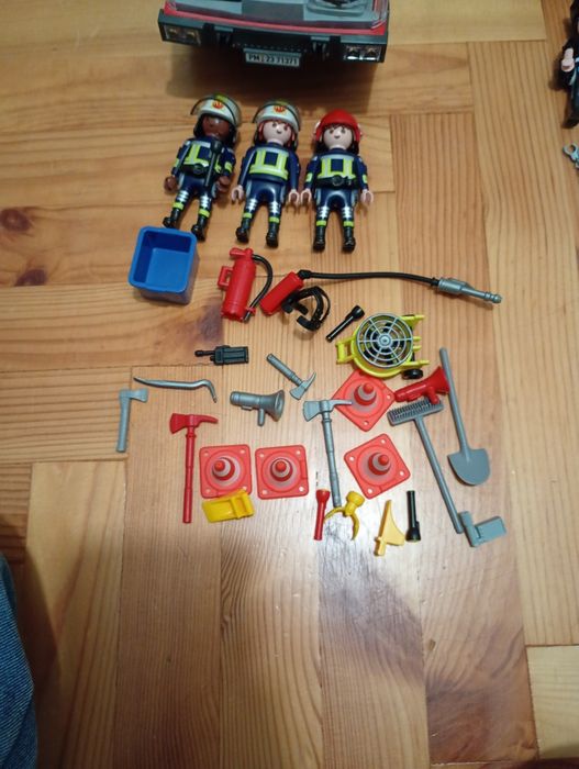 Straż lotniskowa Playmobil