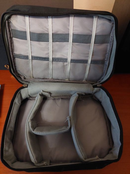 Продам новую сумку органайзер для кабелей,зарядок