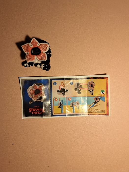 Kinder Joy stranger things demogorgon