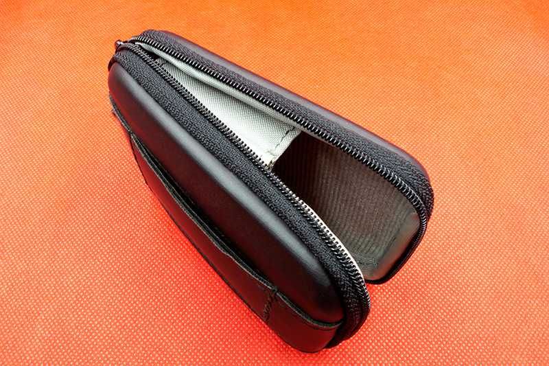 Estojo Rígido Lowepro para Câmara Fotográfica Compacta