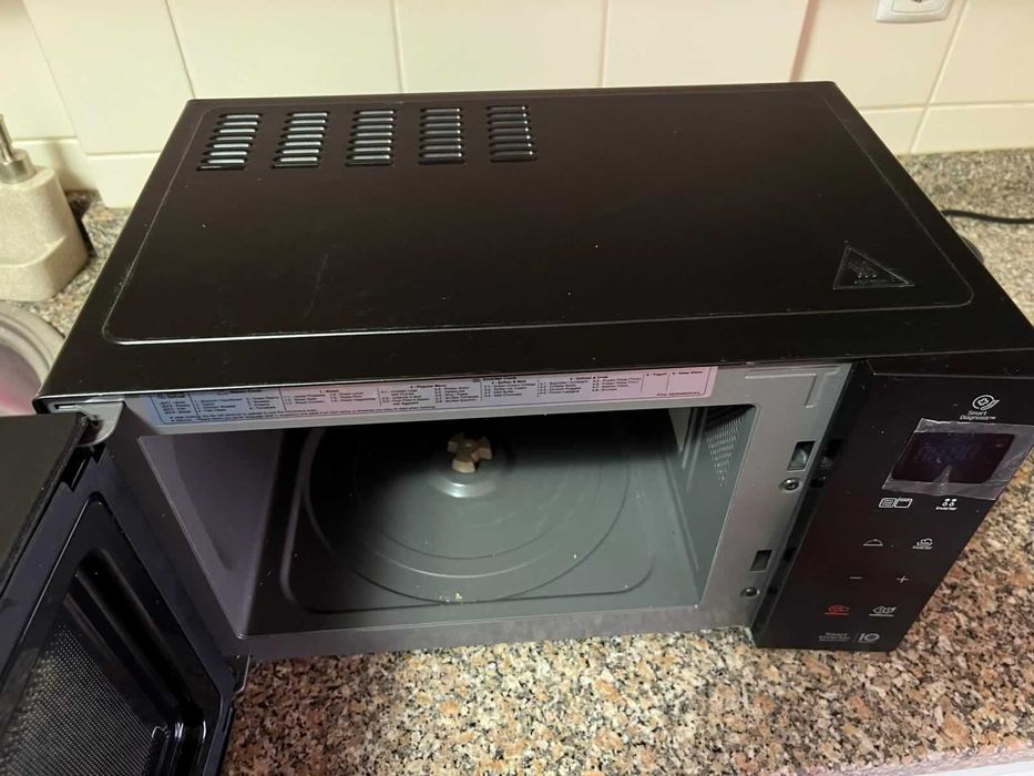 Micro-ondas LG NeoChef