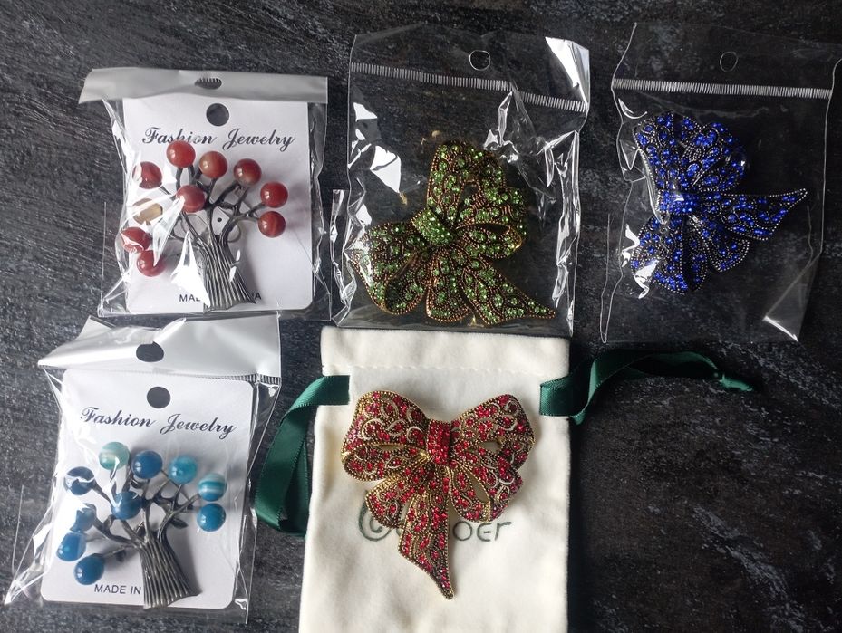 Біжутерія та прикраси