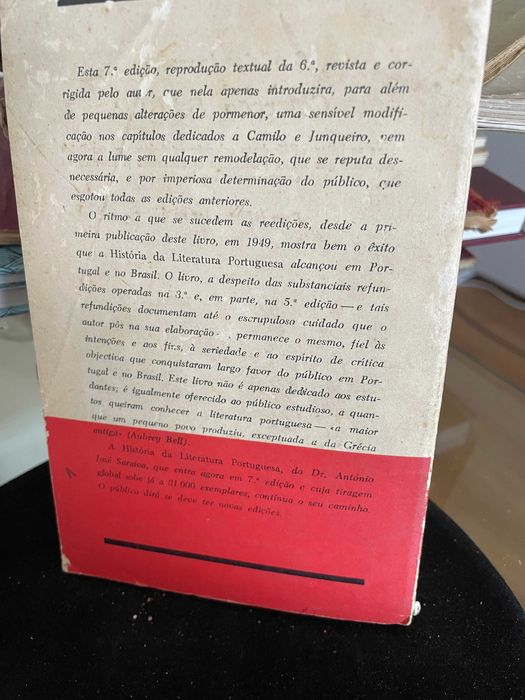 Livro "História da Literatura Portuguesa"