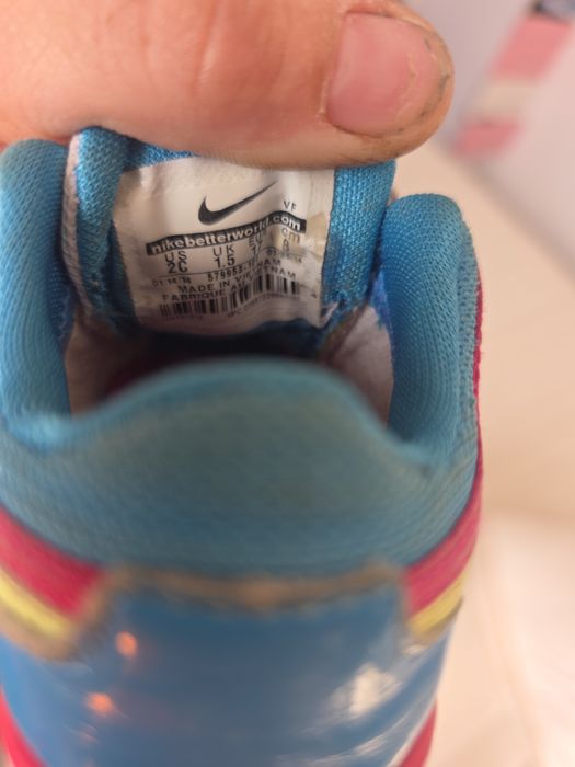 Buty nike unisex r.17
