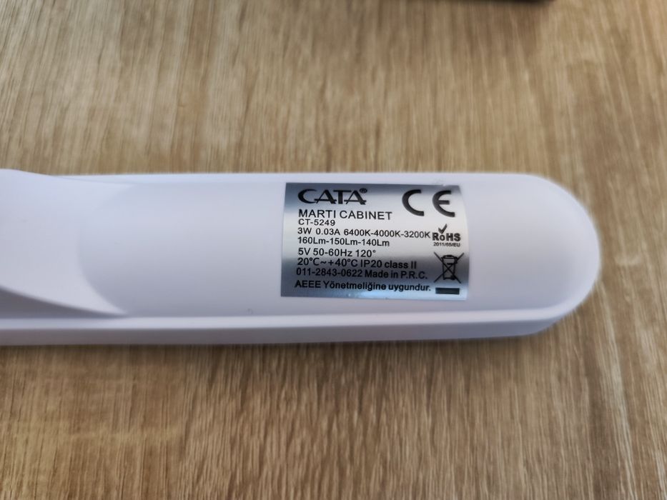 Светильник настенный LED аккумуляторный САТА CT-5249 3 режима 3 вт