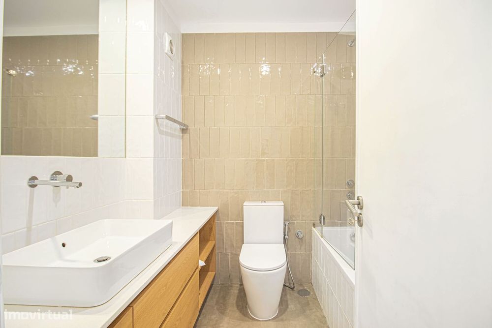 Apartamento T3+1 em Carnaxide