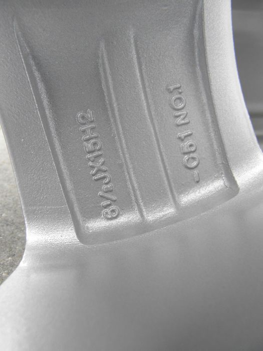 Felgi 16 5x112 Audi A6 A6 VW Passat Golf V VI Seat Ateca Skoda ET38
