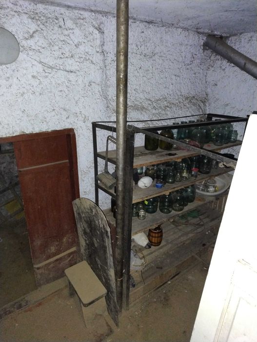 продам дом(пол дома)