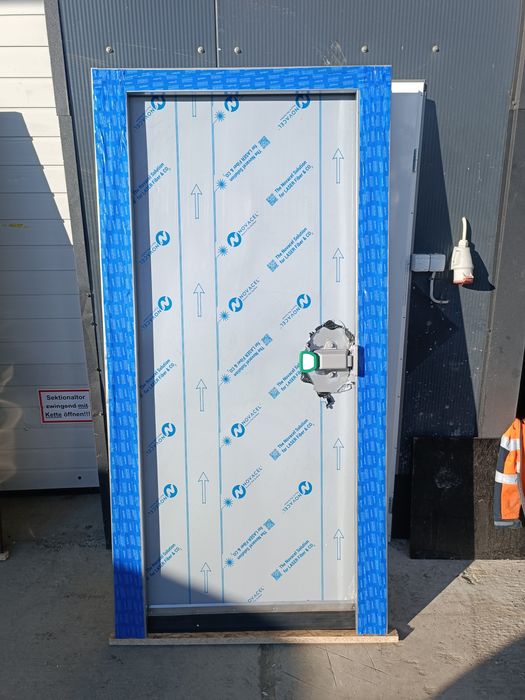 Drzwi chłodnicze / Drzwi nierdzewne / Drzwi do chłodni