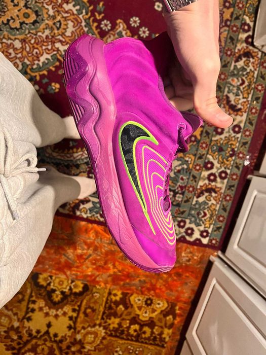 Nike Giannis immortality 4 pink