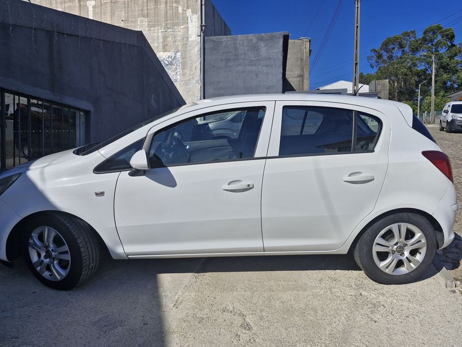 Vendo Carro Opel Corsa 2010