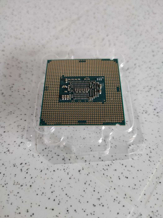 Процесор Intel Pentium G4400