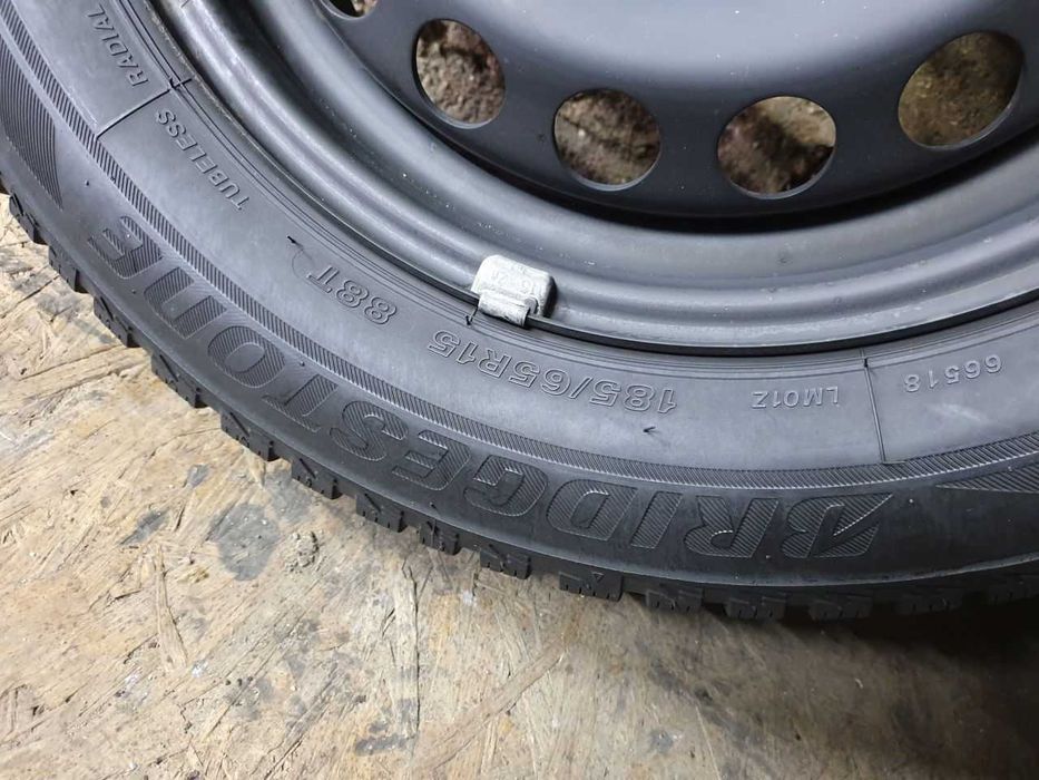 Felgi stalowe koła VW Skoda Seat R15 5x100 opony zimowe 185/65R15 5,5mm