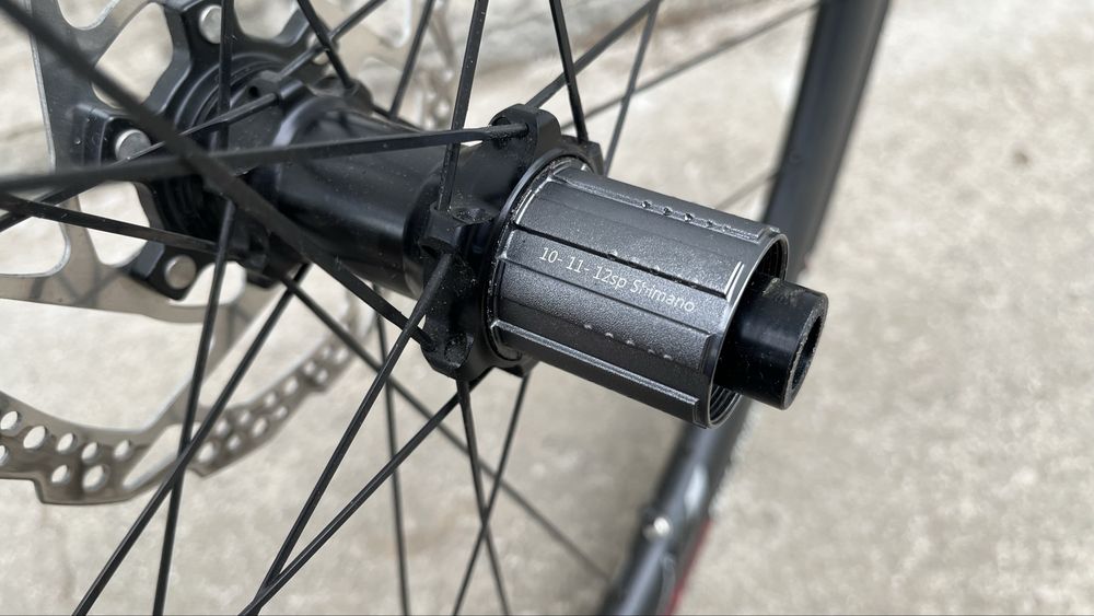 Koła Supra RFC Premium SL karbonowe z tarczami 160mm i oponami