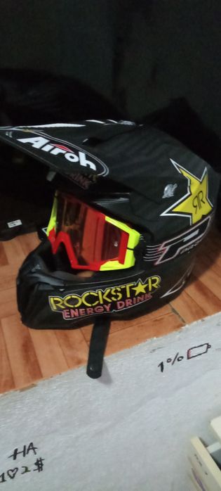 Capacete rockstar