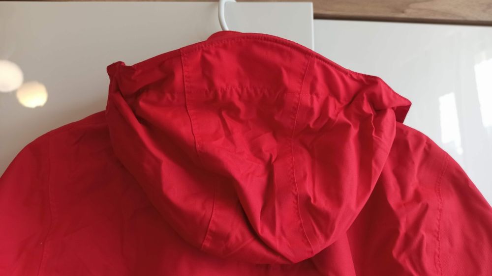 Kurtka przeciwdeszczowa Quechua