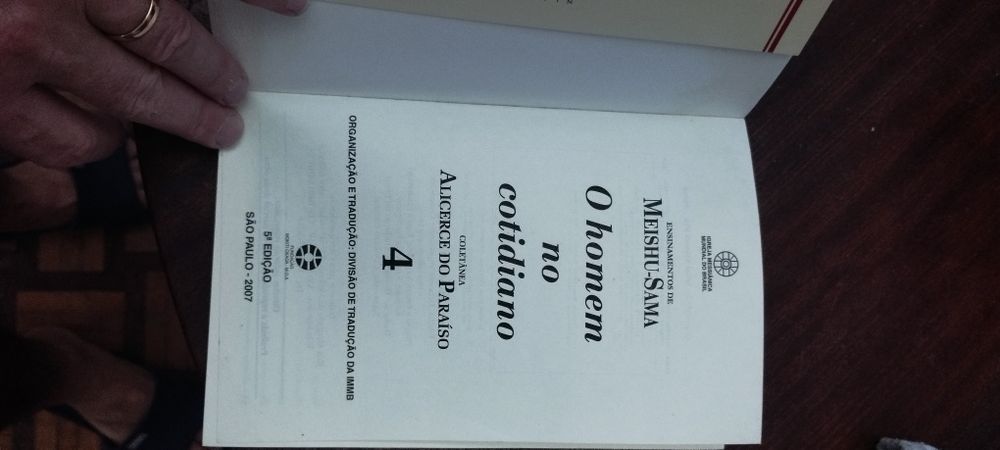 Meishu-sama o homem no cotidiano