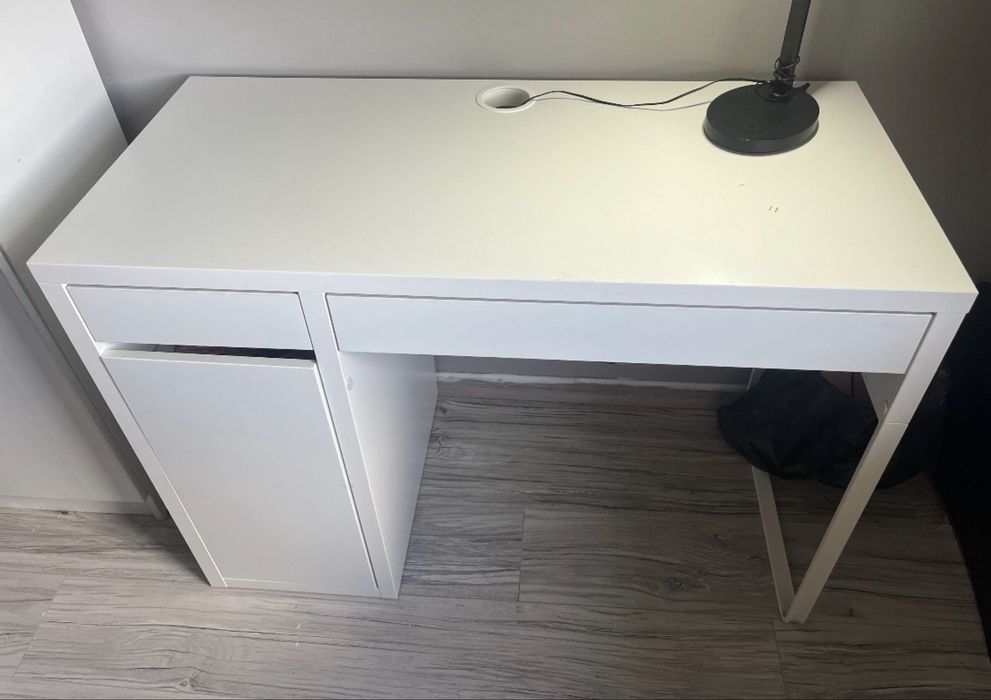 Biurko białe Ikea