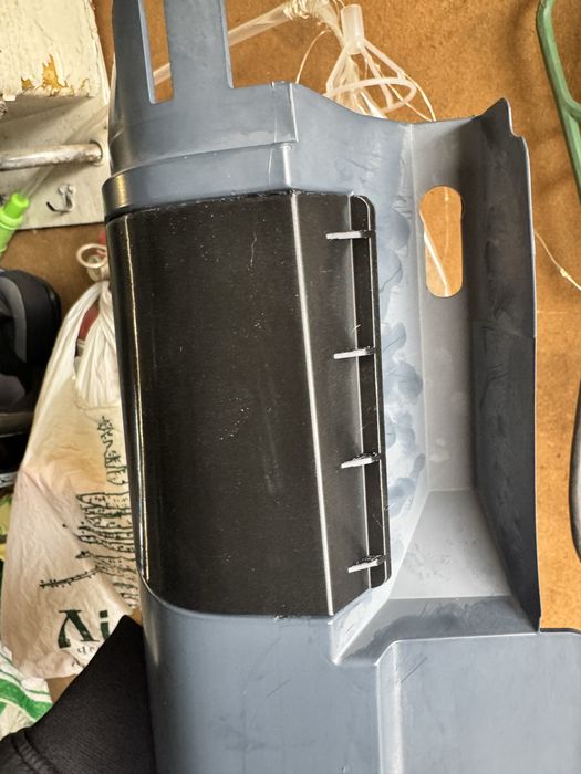 Passat b6 r line заглушка порога під домкрат. Кришка, накладка порога