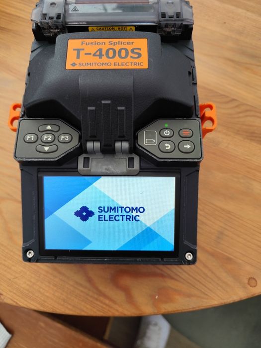 Venda de maquinas de fibra otica.