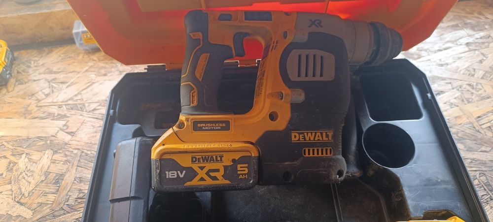 Młotowiertarka DeWalt dch273p2