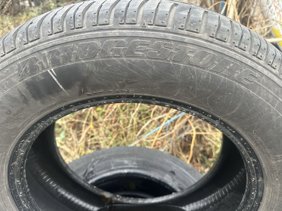 Резина BRIDGESTONE літо 235/60 R17