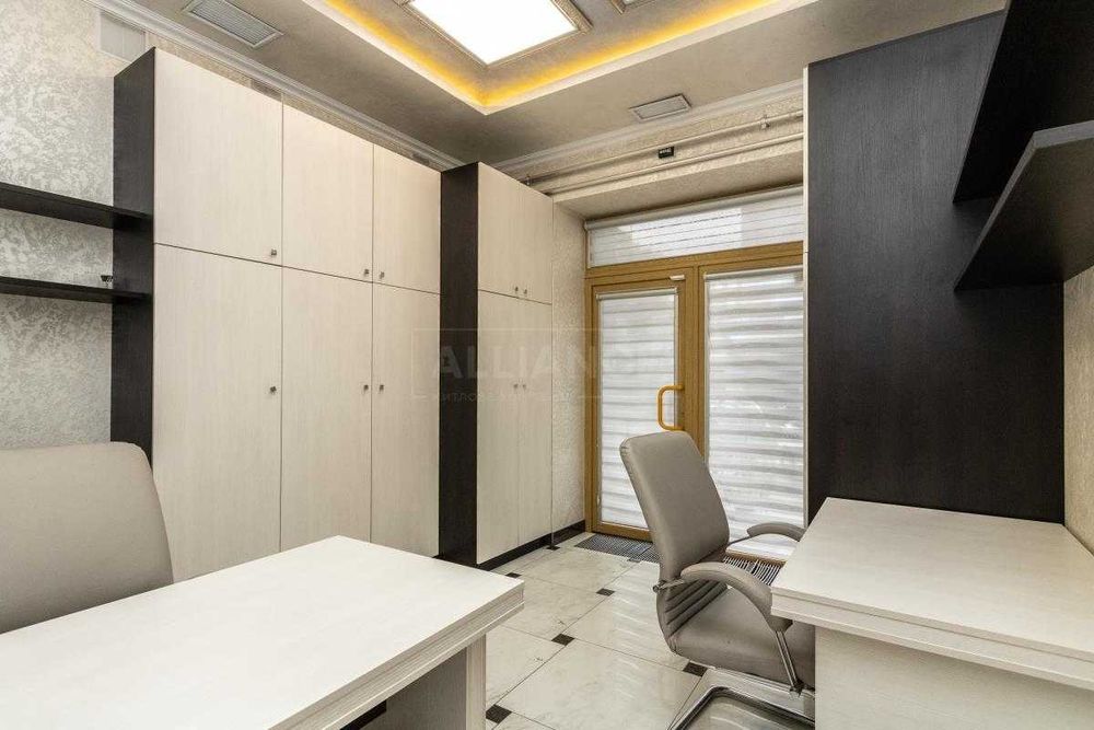 Продаж комерційного приміщення з ремонтом під офіс, клініку, послуги.