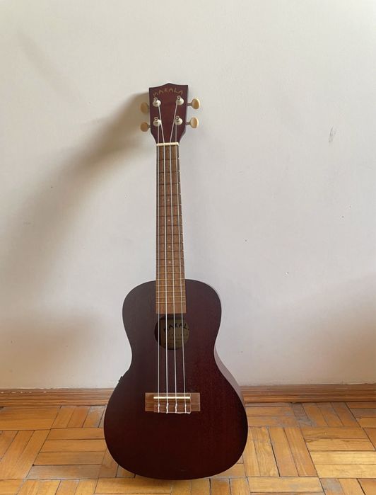 ukulele kala Makala MK-CE