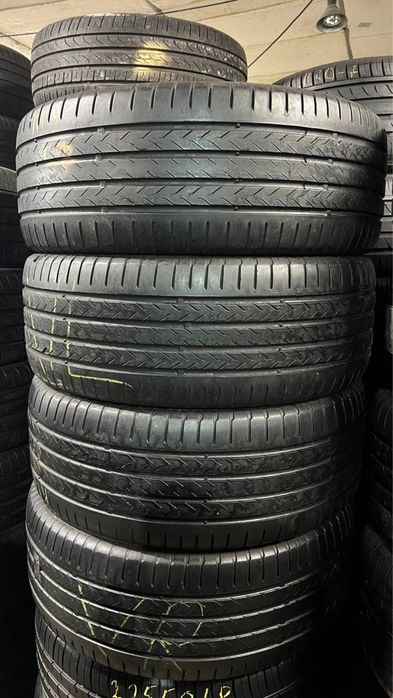 Комплект літньої гуми 225/55/18 Continental