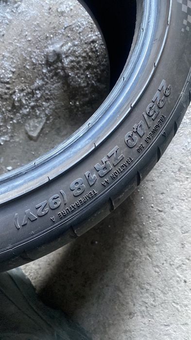 225.40.18 Kumho 2шт БУ літо шини резина з Европи БВ склад Харків Шином