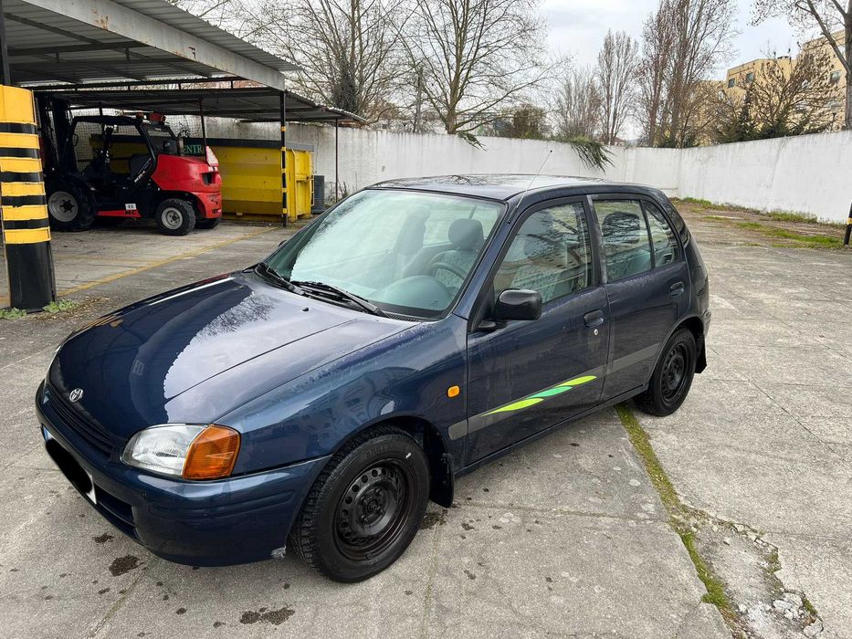 TOYOTA Starlet 1.3