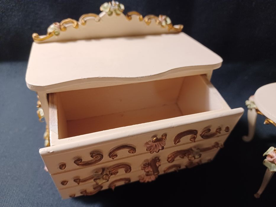 Komplet mebelków miniaturowych styl Barokowy lata 50te