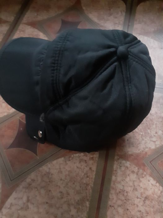 Czapka nowa z daszkiem męską nowa