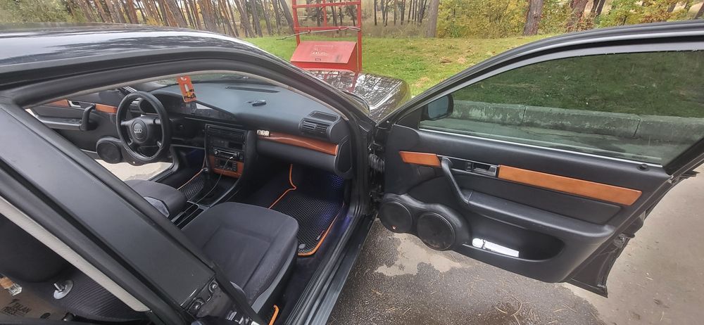 Audi 100 C4 2.6  gas/benz