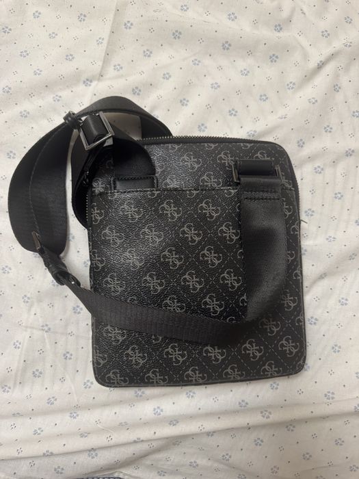 Bolsa guess preta