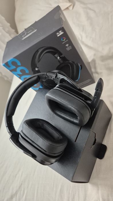 Headset Gaming Logitech G935